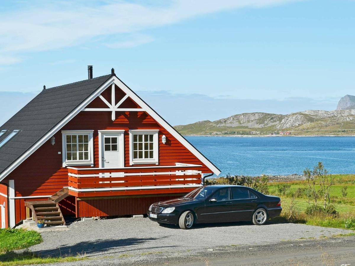 HOLIDAY HOME HORN GRAVDAL